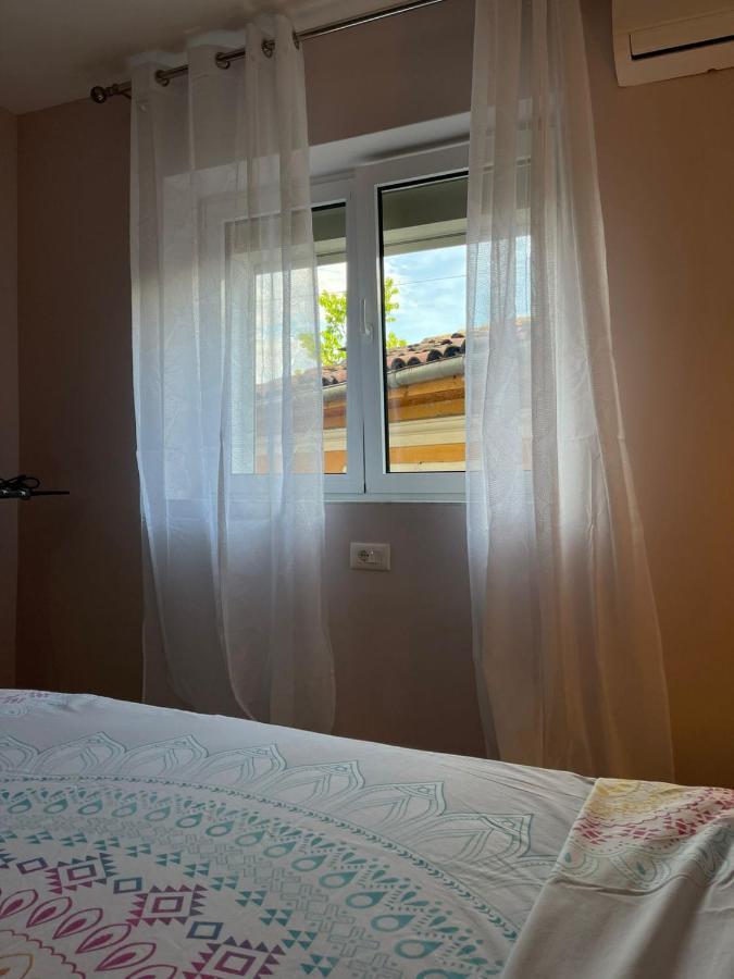 Downtown Deluxe Apartment Shkodër Eksteriør bilde