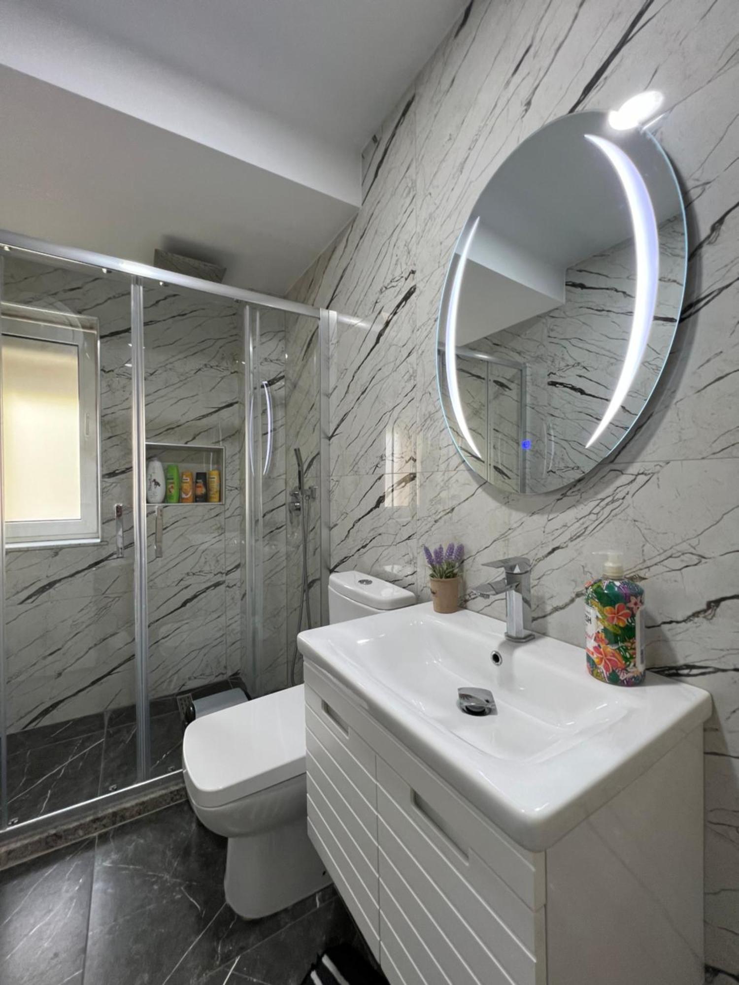 Downtown Deluxe Apartment Shkodër Eksteriør bilde